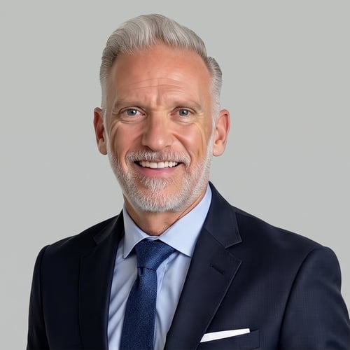 Headshot of Gregory Heninger, a wealth advisor at Chase