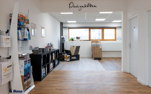 Designböden (Vinylböden), Wischmop und Pflegemittel von Bembé Parkett