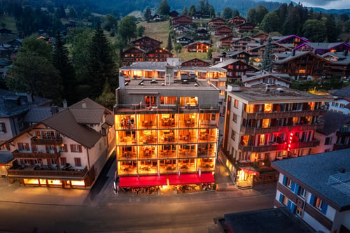 Aussenansicht Eiger Mountain & Soul Resort