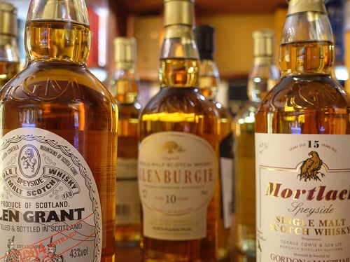 Verkaufsladen und Onlineshop für internationale Spirituosen wie Whisky, Rum, Grappa und weitere Destillationen.
