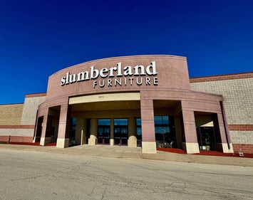 Rockford Slumberland Furniture entrance