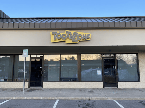 TOOTHZONE LOVELAND
274 E 29TH ST
LOVELAND CO 80538
http://www.toothzonenetwork.com/