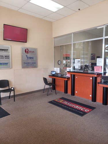 L.A. Insurance Agency MI-223 Office interior