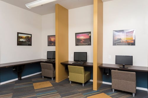 Enclave Silver Spring Apartments Office Rooms