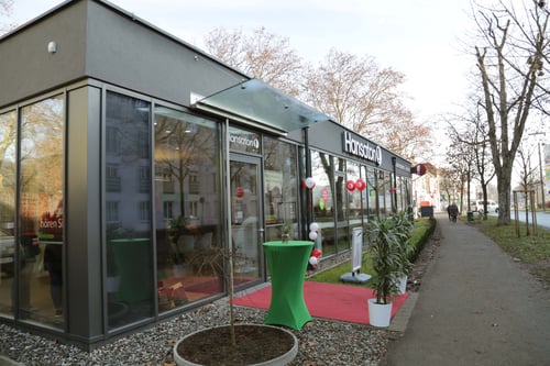 Hansaton Hörkompetenz-Zentrum Eggenberger Allee 52, Graz von links kommend