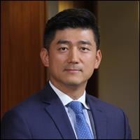 Taeeon Kim Headshot Image