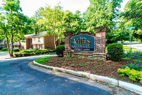 Entrance sign at The Villas on Briarcliff in North Druid Hills, Atlanta, GA