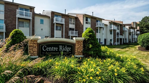 Exterior of Centre Ridge Apartment Homes