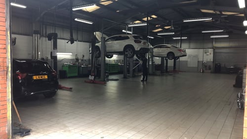 mercedes service
