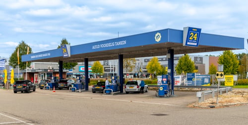 Goedkoop tanken bij Makro Duiven, 24 uur per dag