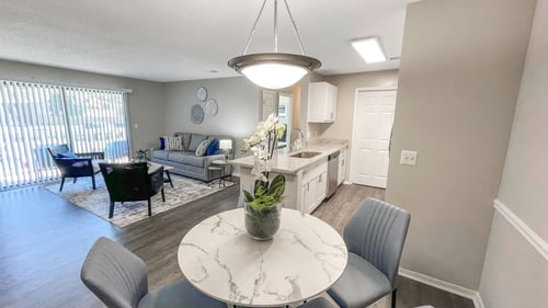 1 Park Central apartment complex