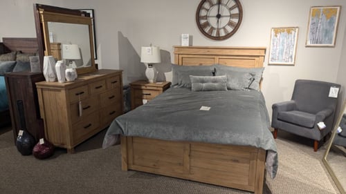 Amery Slumberland Furniture bedroom display