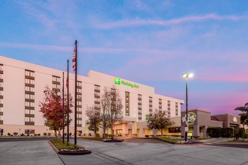 Welcome to Holiday Inn La Mirada – Buena Park.