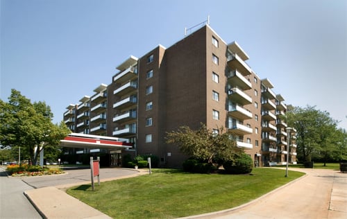 Exterior at Huntington Green Apartments in University Heights, OH 44118