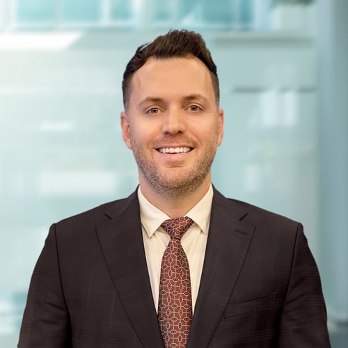 Headshot of Naz Sejdija, a wealth advisor at Chase