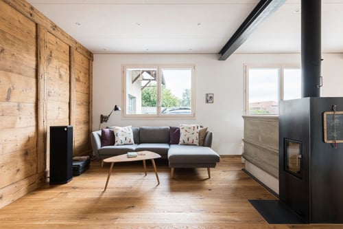 Boutique-Neubau Altholzelemente - Wagner + Boss GmbH
