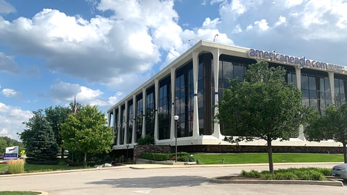 Welcome to our office in Des Plaines, Illinois.