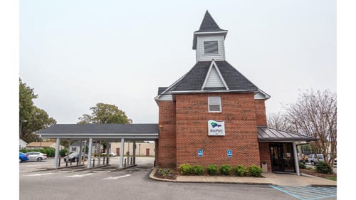 External view of local credit union located in Newport News, VA