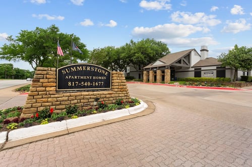 Property Sign at Summerstone Apartments, Texas