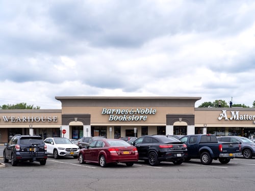 Retail space for lease in Nanuet, New York, Barnes & Noble
