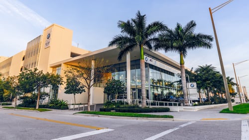 BMW Fort Lauderdale exterior