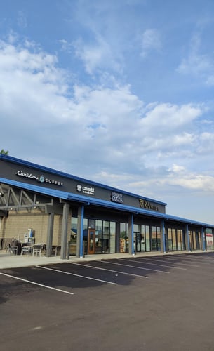 Storefront of the Caribou Coffee at 4008 Commonwealth Ave in Eau Claire