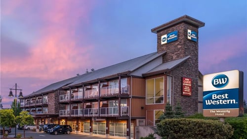 Exterior Twilight