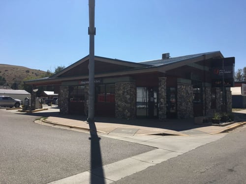 Exterior image of First Interstate Bank in Absarokee, Montana.