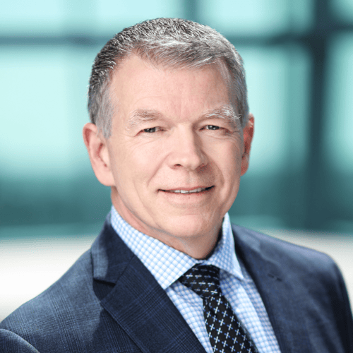 Stuart Ostlund Headshot