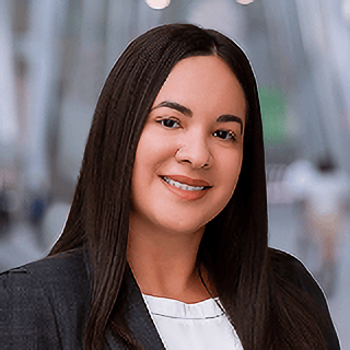 Headshot of Ana Dorea