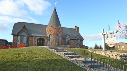Stonehenge Gates exterior