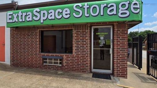 Extra Space Storage