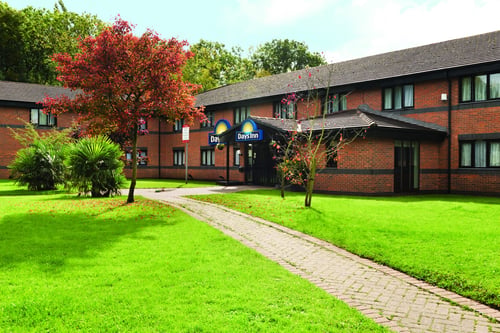 Warwick North outside view