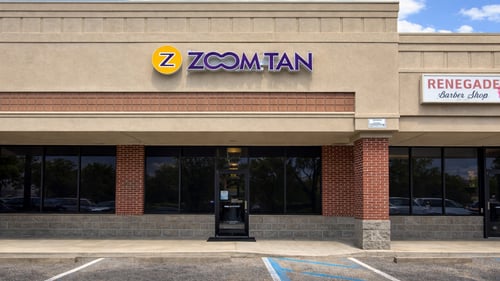 Zoom Tan Store Front in Tallahassee, FL - Capital Circle NE (East Tallahassee)
