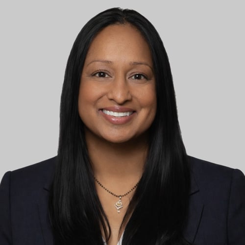 Headshot of Shifali Shetty, a wealth advisor at Chase