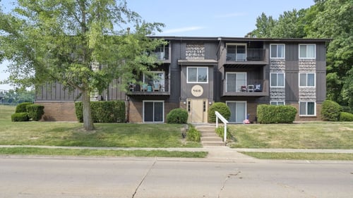 Candlelight Apartments Exterior