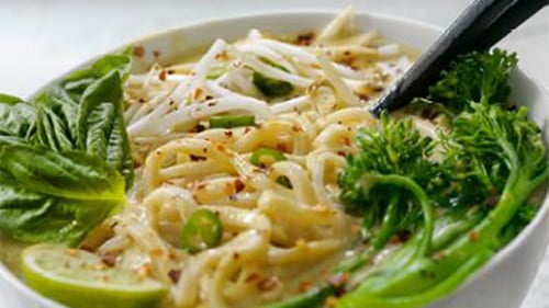 Noodle Bar is a cozy little spot in Tropicana Atlantic City tucked away near the baccarat tables. Take a break from play to enjoy some delicious Asian cuisine. Have a seat in front of the open kitchen and order from a tasty menu of steaming bowls of noodles, beef and chicken congee, fried fish ball soup, Korean kimchi, and more.