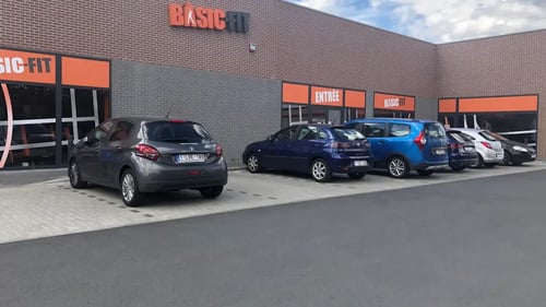 Basic-Fit Anderlues Chaussee de Charleroi 24/7 - front club outside
