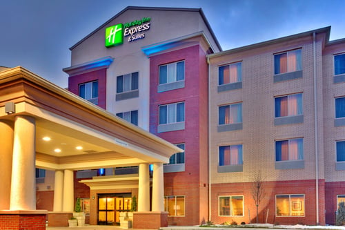 Just a few short miles from SU and Lemoyne College.