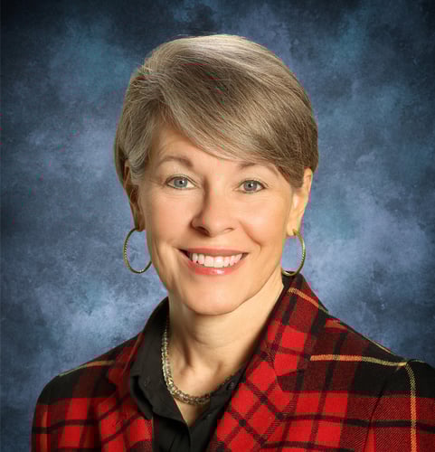 Headshot of Valerie Leonard