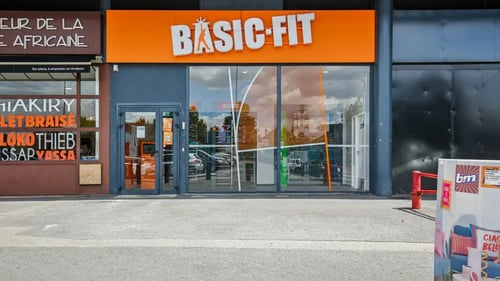 Basic-Fit Villetaneuse Route de Saint-Leu - front club outside