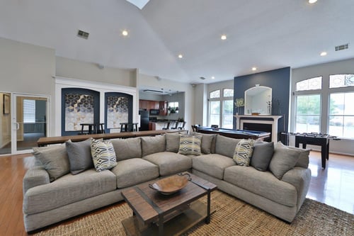 The Apartments at Diamond Ridge Clubhouse