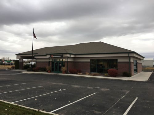 Exterior image of First Interstate Bank in Fruitland, Idaho.