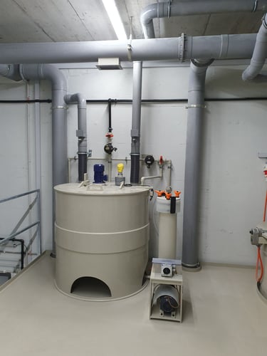 Kunststoff-Apparatebau für Industrie und Schwimmbad-Technik