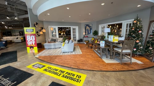 Slumberland Furniture Store in Woodbury,  MN - Entry Vignette