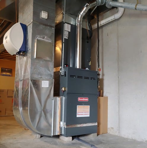 Maintenance work on a furnace unit