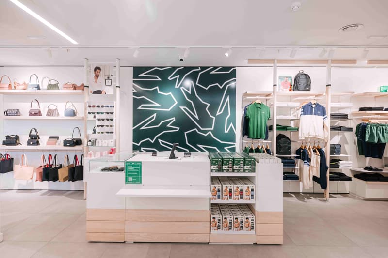Close Up - Store