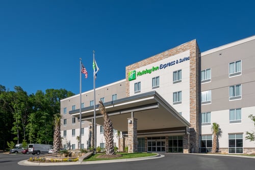 Welcome to the Holiday Inn Express-Charlotte Airport.