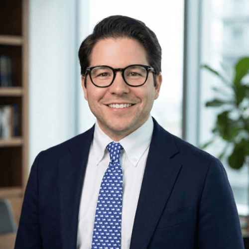 Headshot of Guillermo Montiel