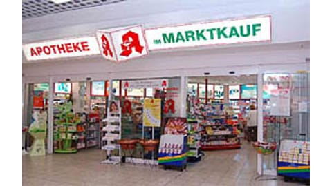 Aussenansicht der Apotheke im Marktkauf
